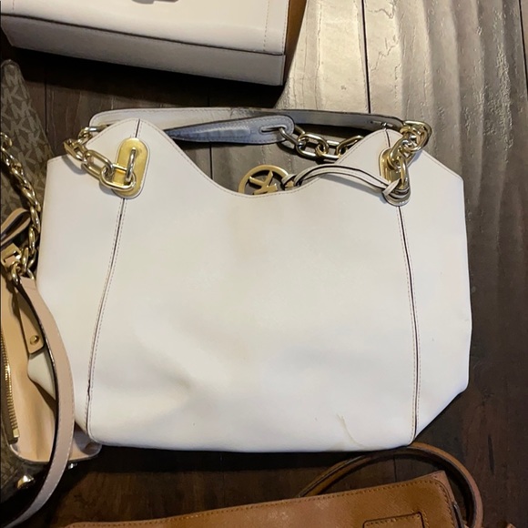 MK purses - Picture 3 of 8